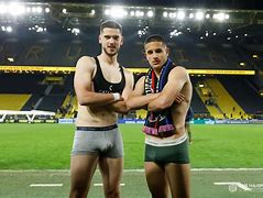 尤文图斯主场大胜多特蒙德，晋级欧冠四强！