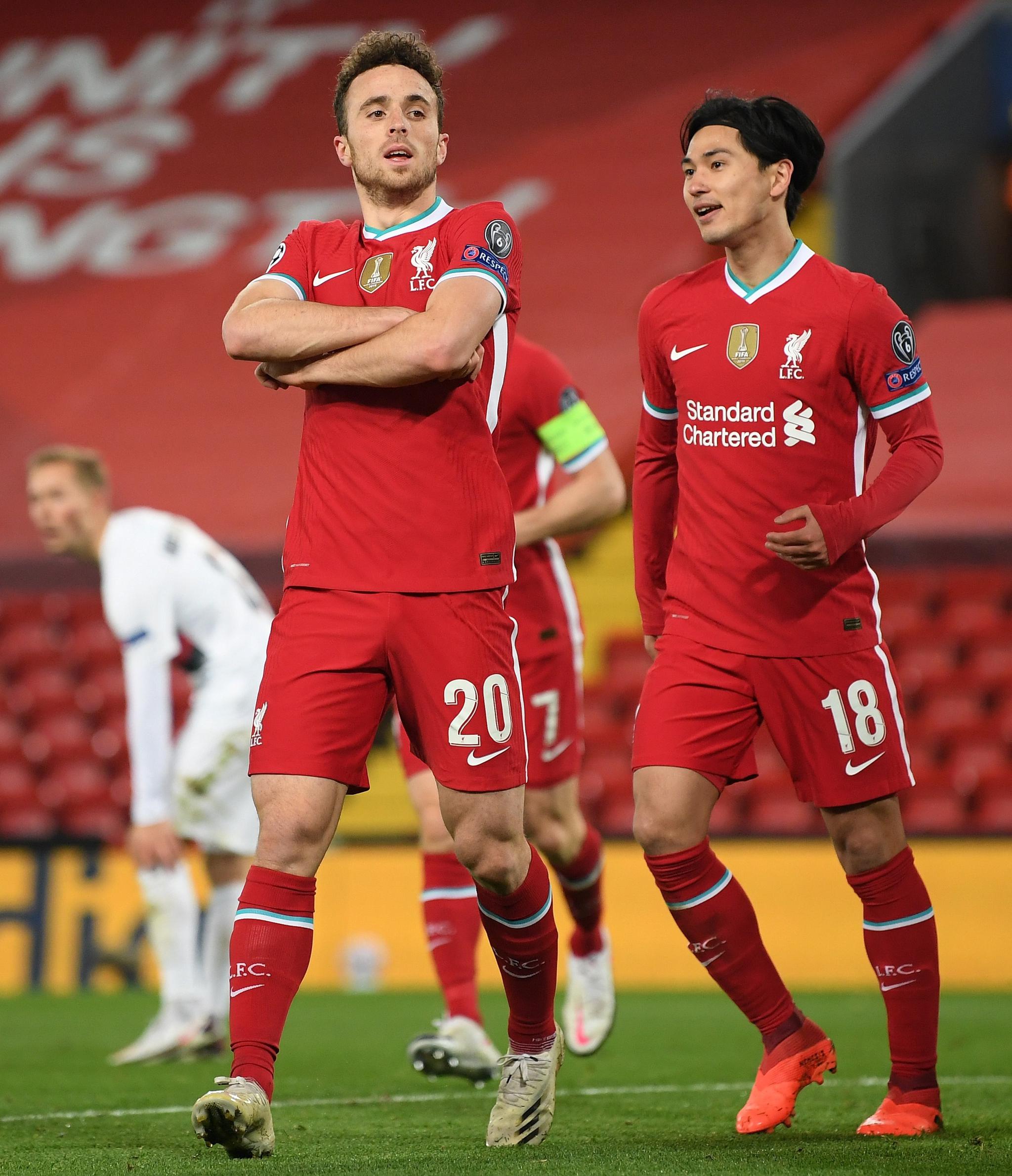 包含科维托娃连续十二场比赛得分超过大胜，利物浦冲击纪录！的词条