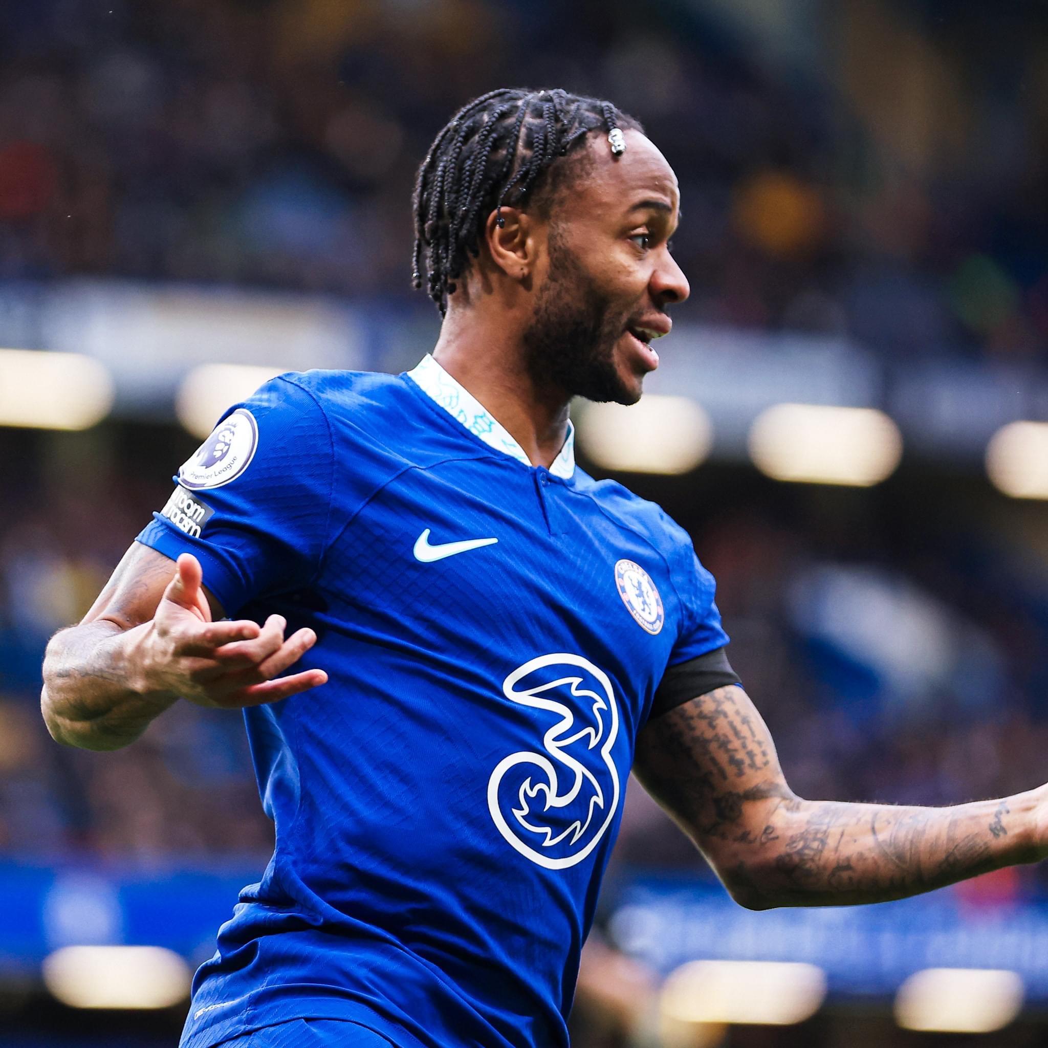 费德勒连续三场比赛得分超过惊险取胜，切尔西挑战极限！的简单介绍